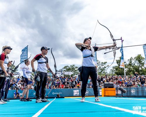 Foto: World Archery / Natürlich ist auch das Weltmeister- und Europameister-Trio Katharina Bauer, Michelle Kroppen und Charline Schwarz bei der Qualifikation dabei.